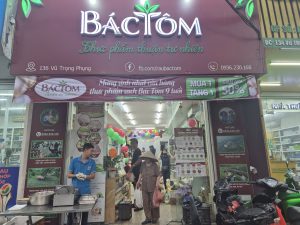 sinh nhat bac tom 136 vu trong phung