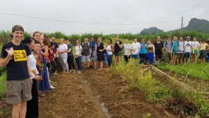 SV đại học Spring tận hưởng thiên nhiên tươi đẹp tại farm RHC Nà Lều