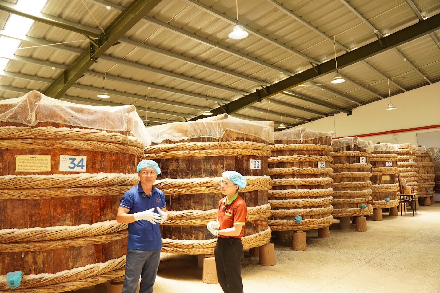 nước năm Lê Gia