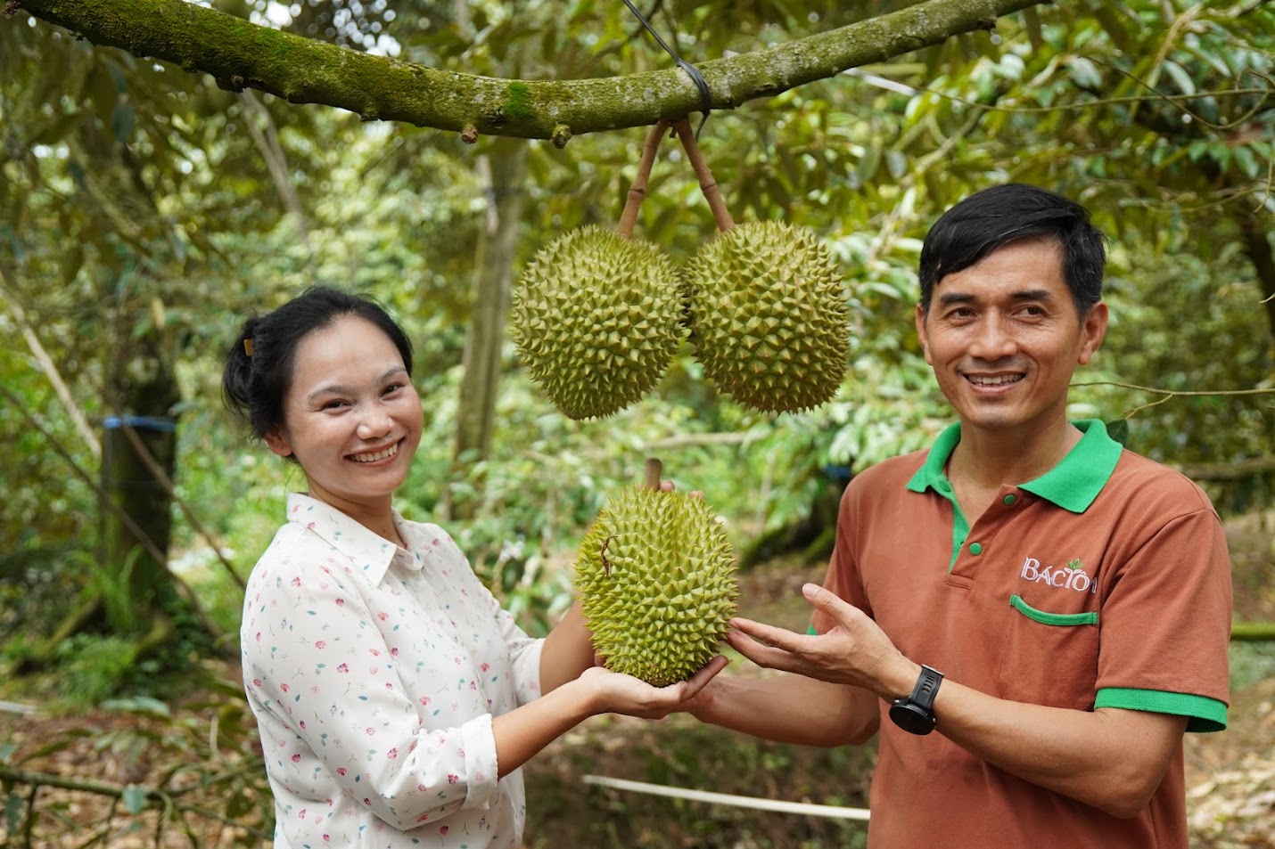 Chị Võ Bạch Lê