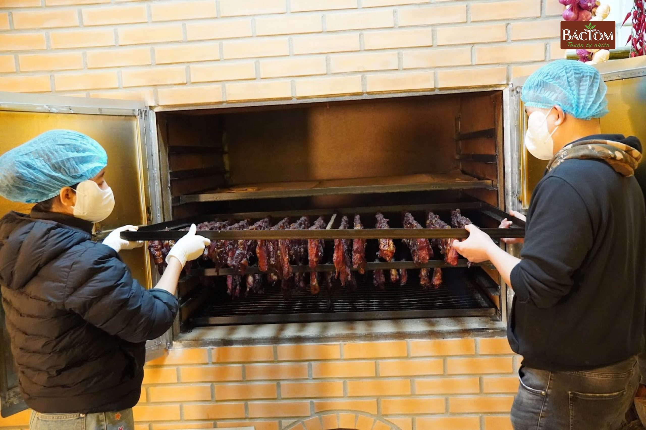 Thịt lợn gác bếp