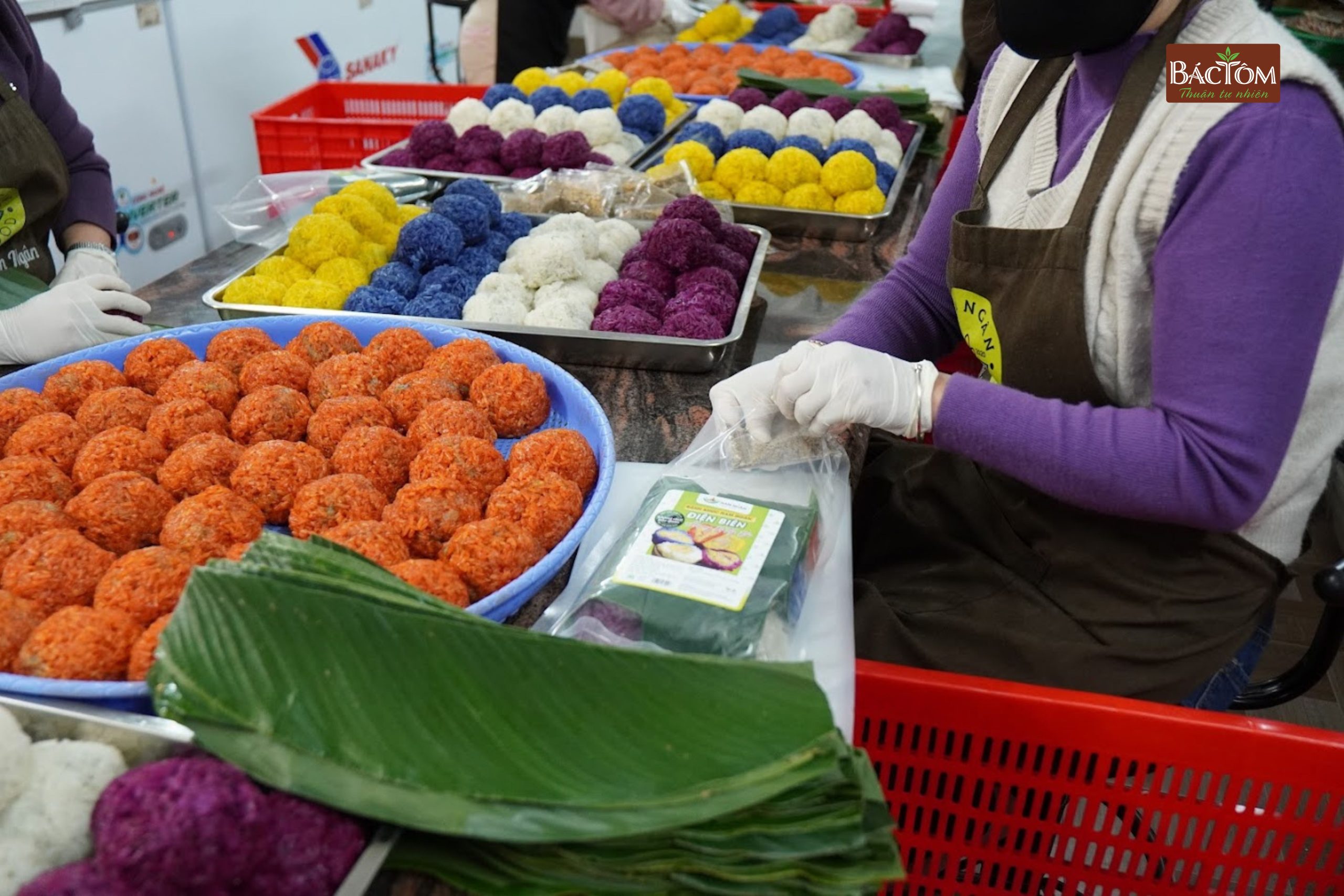 Bánh khúc ngũ sắc 1